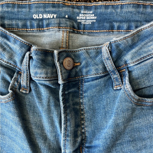 Old Navy high-rise Rockstar super skinny jeans - Picture 3 of 4